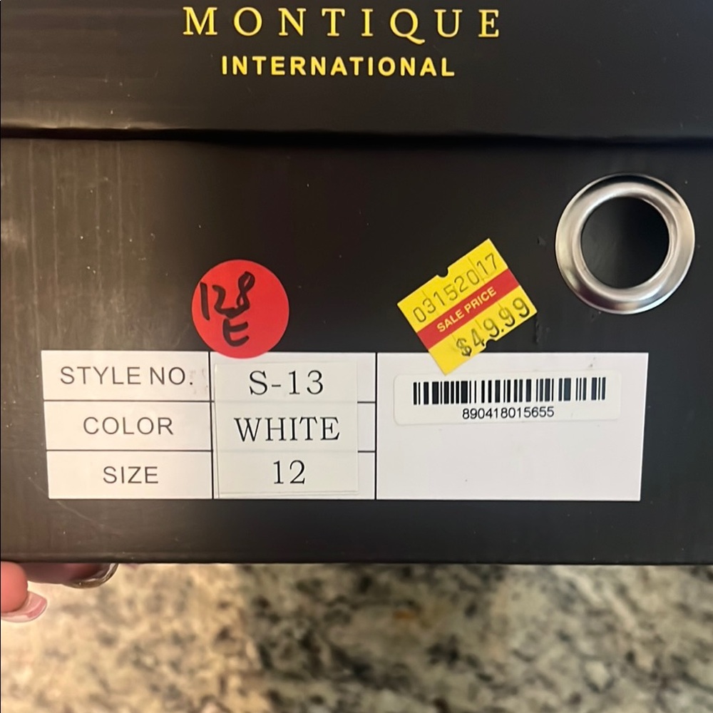 Montique White Dress Shoes